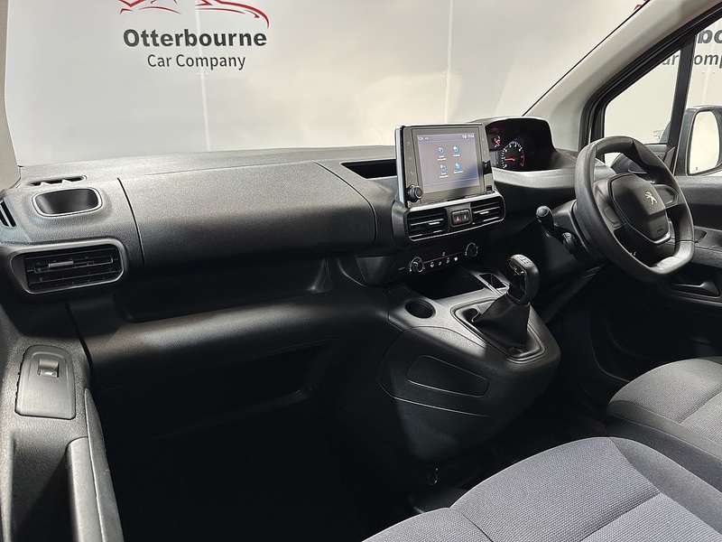 Peugeot Partner BlueHDi 1000 Professional Premium + - U1289