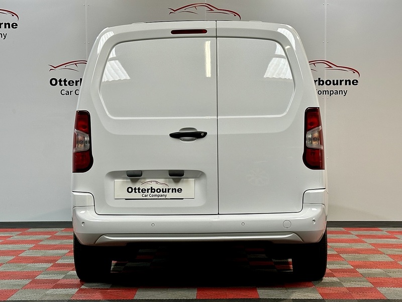 Vauxhall Combo Turbo D 2300 Sportive - U1291