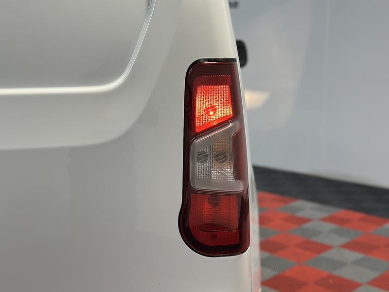 Vauxhall Combo Turbo D 2300 Sportive - U1291