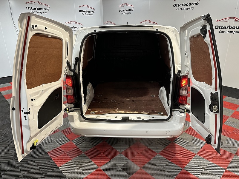 Vauxhall Combo Turbo D 2300 Sportive - U1291