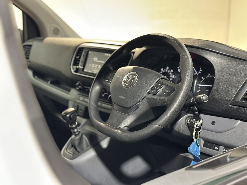 Vauxhall Vivaro Turbo D 2900 Sportive - U1292