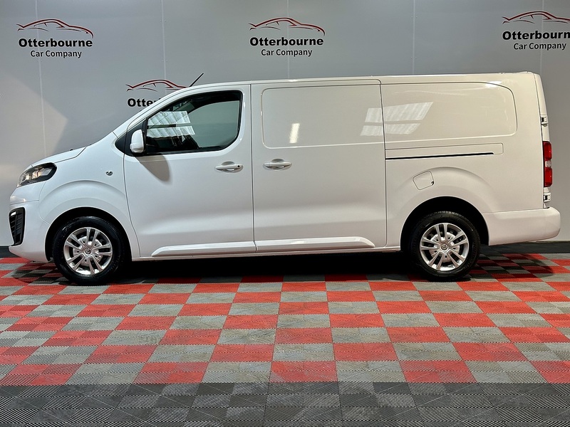 Vauxhall Vivaro Turbo D 2900 Sportive - U1292