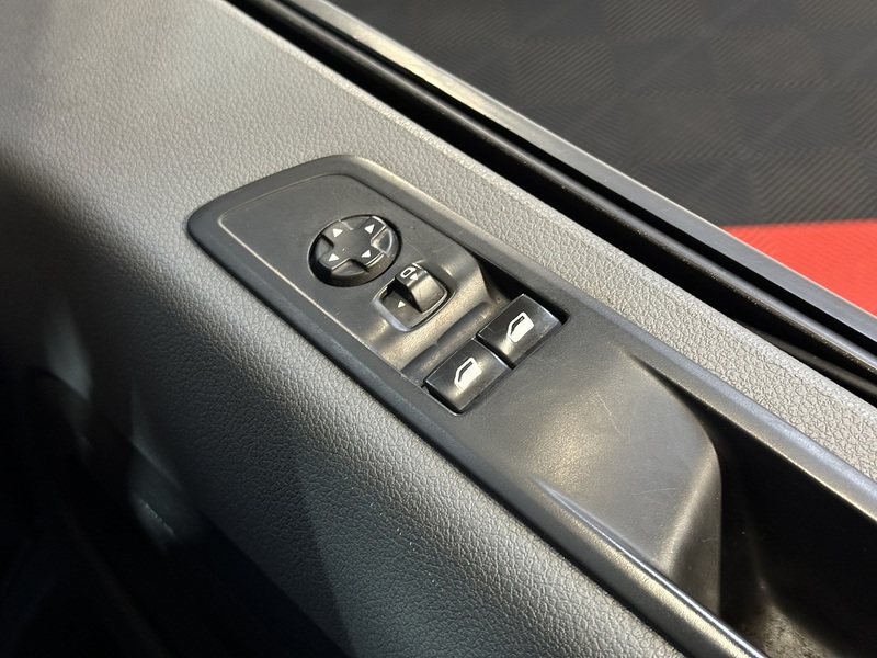 Vauxhall Vivaro Turbo D 2900 Sportive - U1292