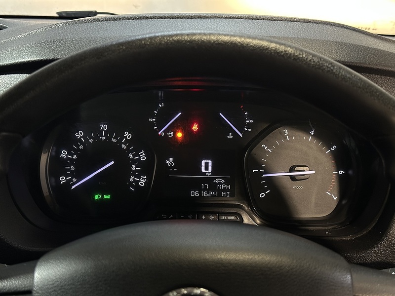 Vauxhall Vivaro Turbo D 2900 Sportive - U1292