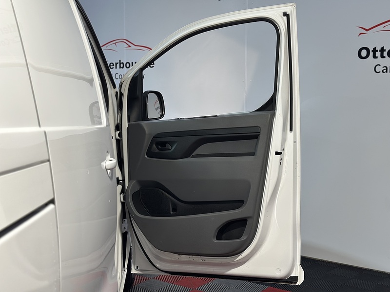 Vauxhall Vivaro Turbo D 2900 Sportive - U1292