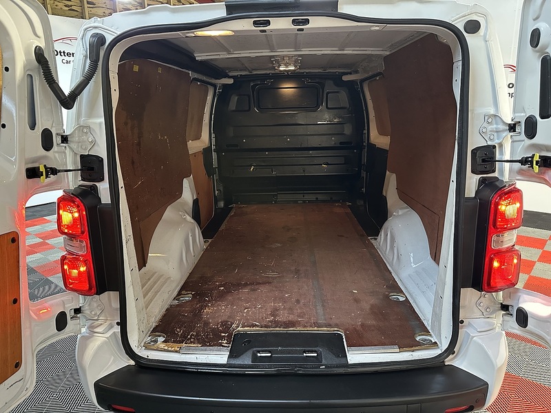 Vauxhall Vivaro Turbo D 2900 Sportive - U1292