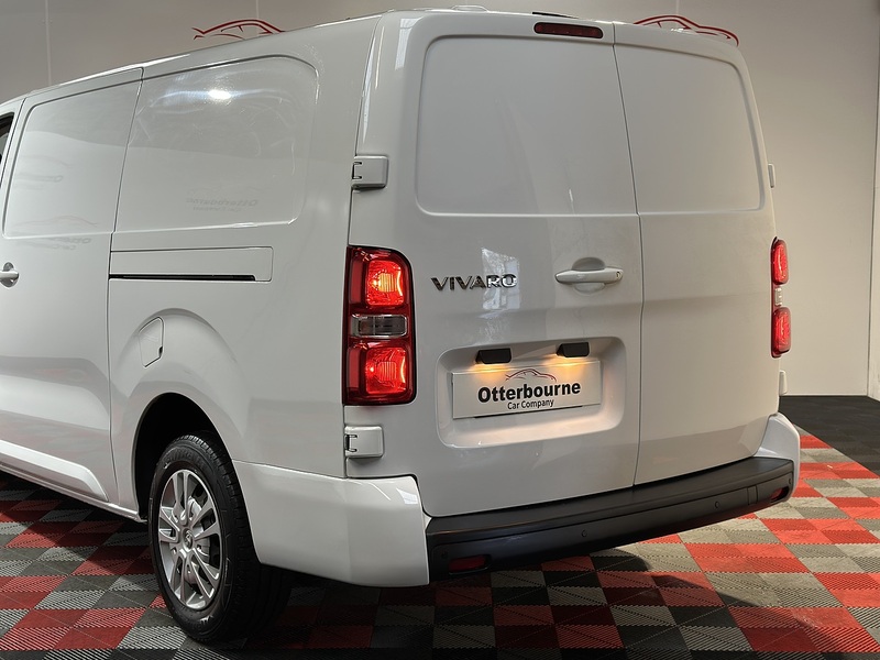 Vauxhall Vivaro Turbo D 2900 Sportive - U1292