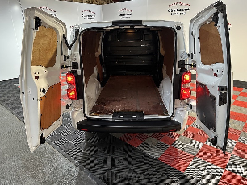 Vauxhall Vivaro Turbo D 2900 Sportive - U1292