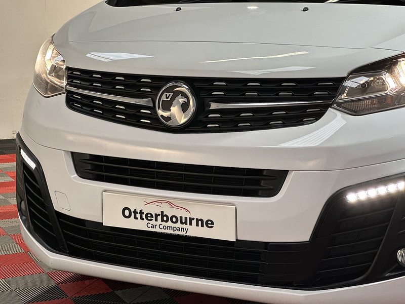 Vauxhall Vivaro Turbo D 2900 Sportive - U1292
