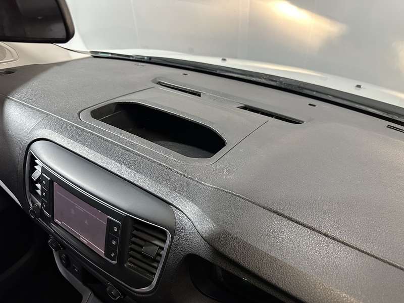 Vauxhall Vivaro Turbo D 2900 Sportive - U1292