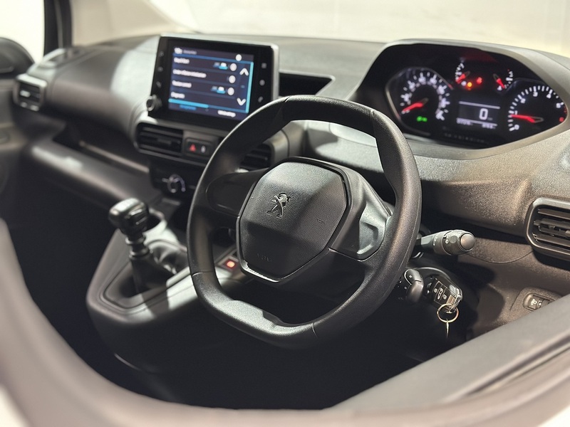 Peugeot Partner BlueHDi 1000 Professional - U1293