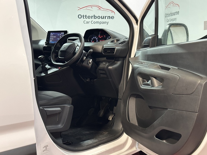 Peugeot Partner BlueHDi 1000 Professional - U1293