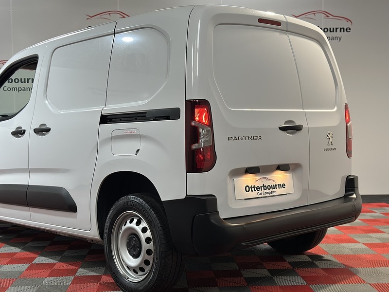 Peugeot Partner BlueHDi 1000 Professional - U1293