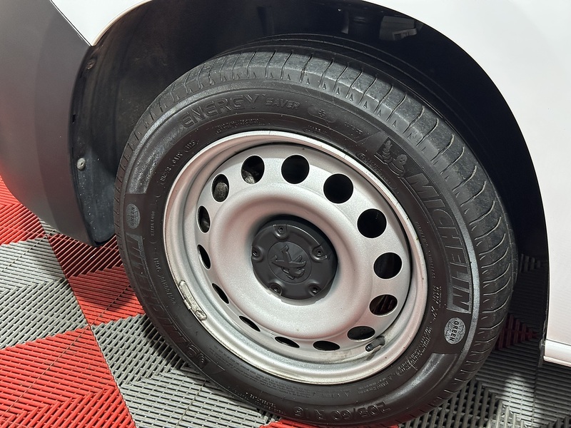 Peugeot Partner BlueHDi 1000 Professional - U1293