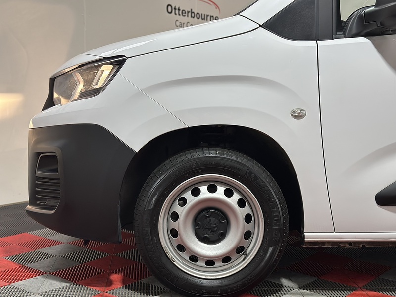 Peugeot Partner BlueHDi 1000 Professional - U1293