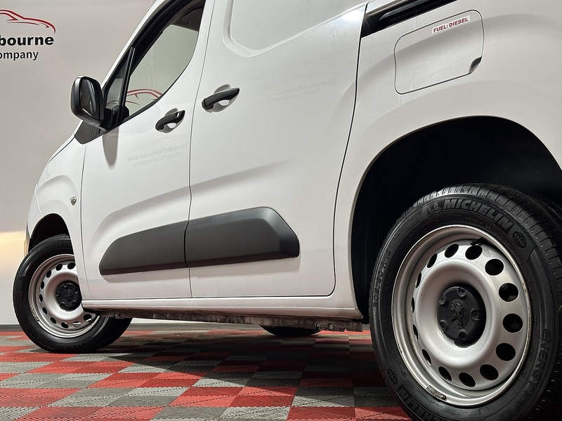 Peugeot Partner BlueHDi 1000 Professional - U1293