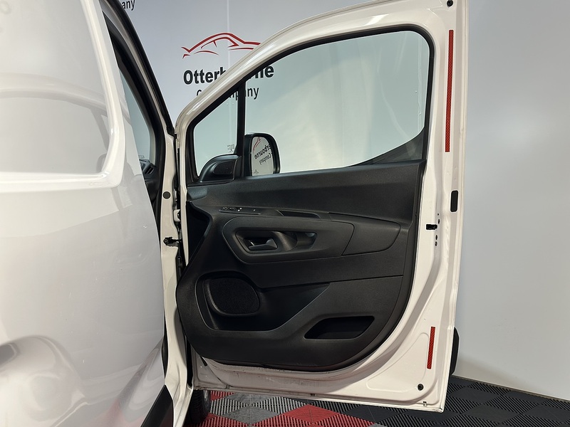 Vauxhall Combo Turbo D 2300 Sportive - U1294