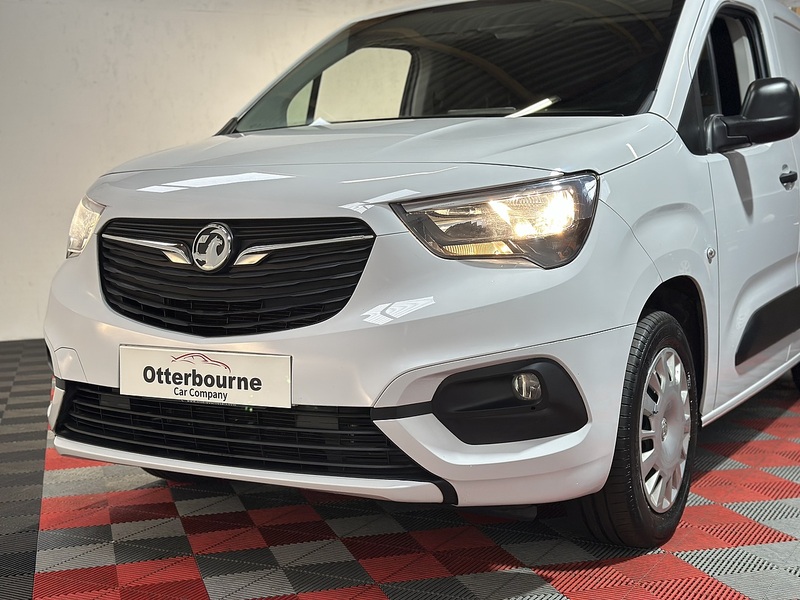 Vauxhall Combo Turbo D 2300 Sportive - U1294