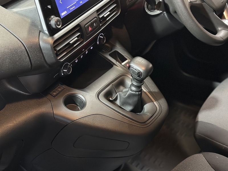 Vauxhall Combo Turbo D 2300 Sportive - U1294