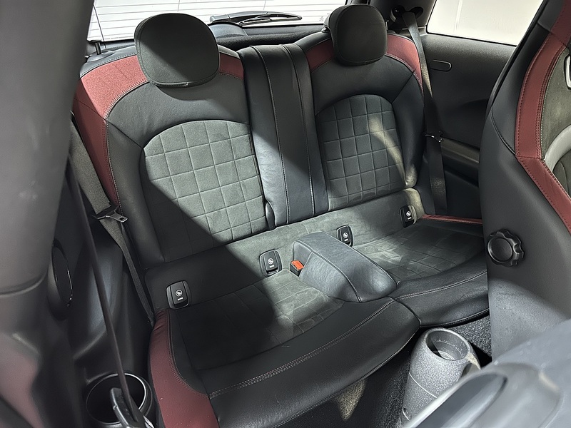 MINI Hatch John Cooper Works - U1295