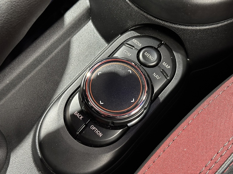 MINI Hatch John Cooper Works - U1295