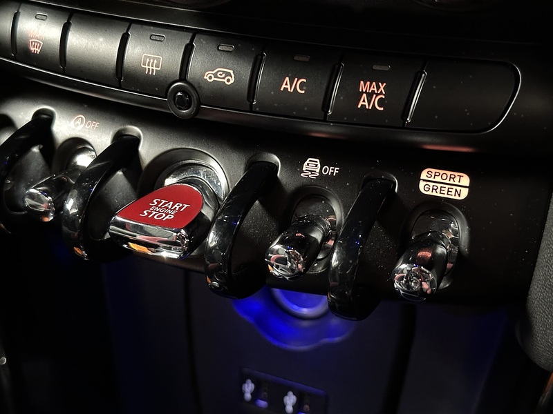 MINI Hatch John Cooper Works - U1295