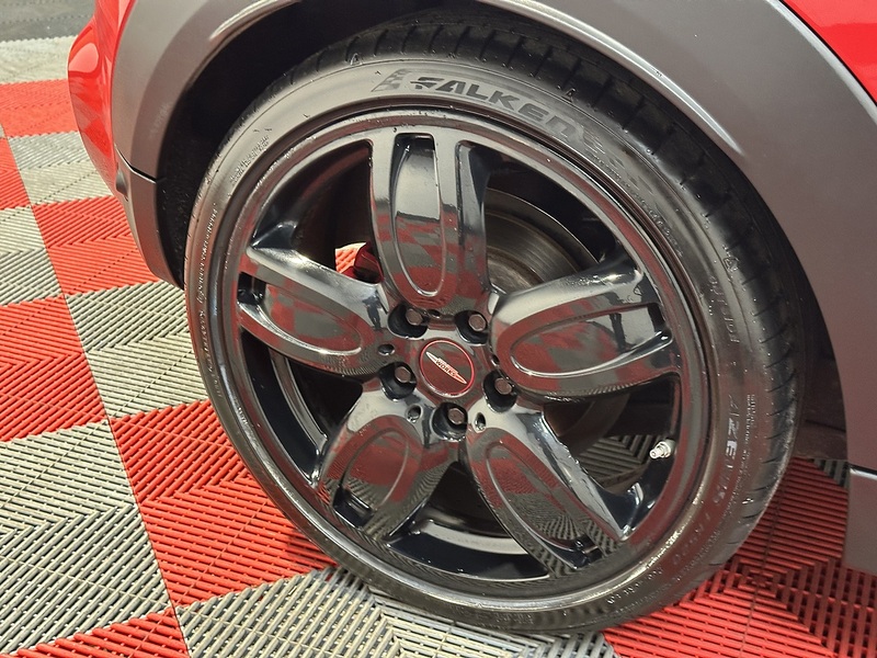 MINI Hatch John Cooper Works - U1295