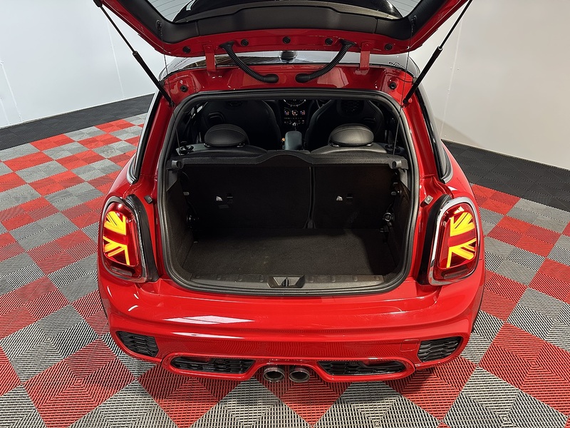 MINI Hatch John Cooper Works - U1295