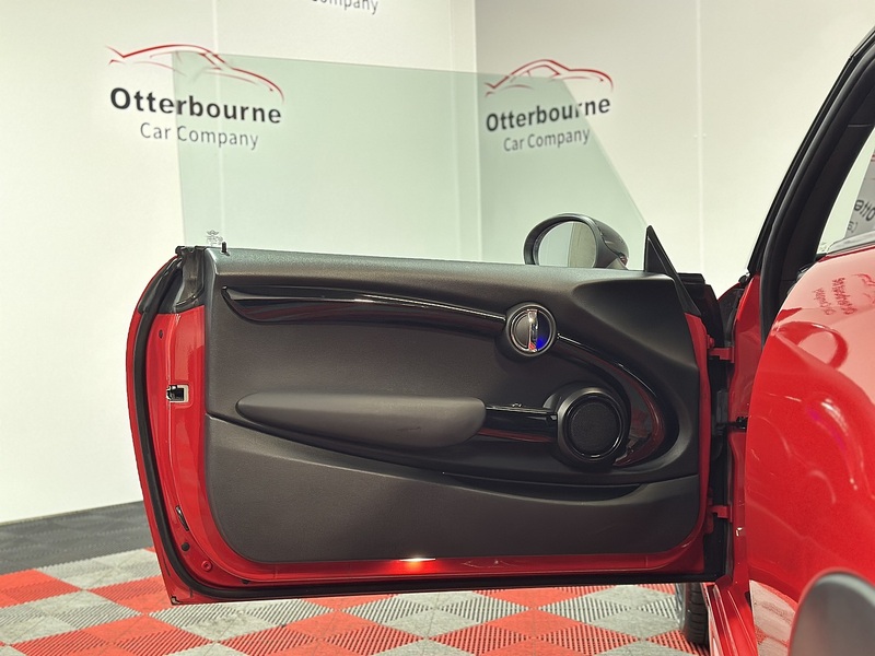 MINI Hatch John Cooper Works - U1295