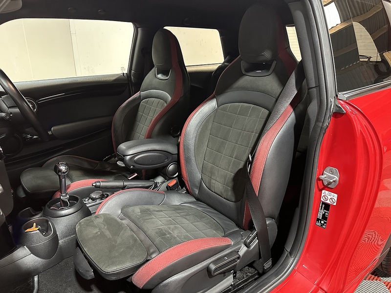 MINI Hatch John Cooper Works - U1295