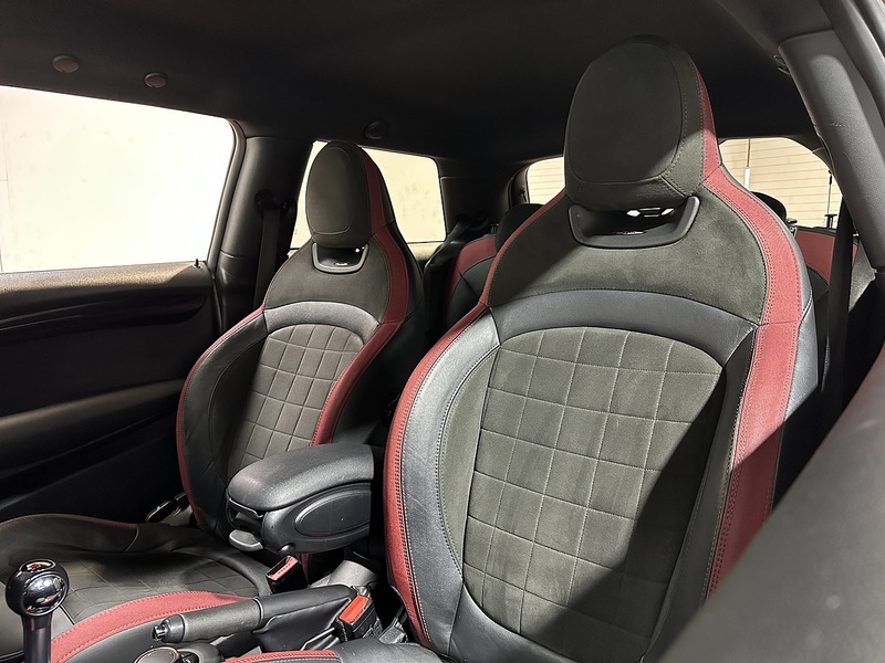 MINI Hatch John Cooper Works - U1295