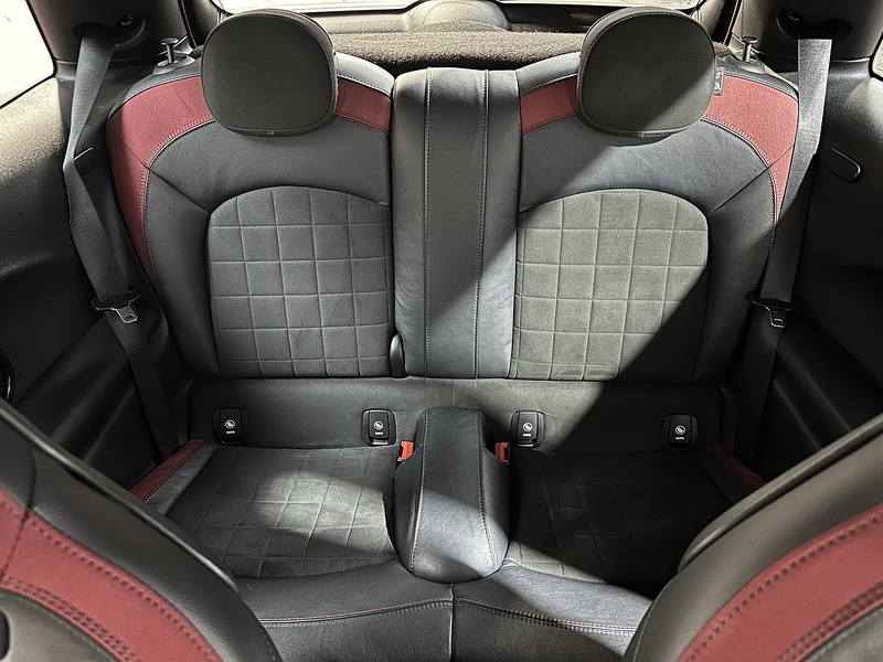 MINI Hatch John Cooper Works - U1295