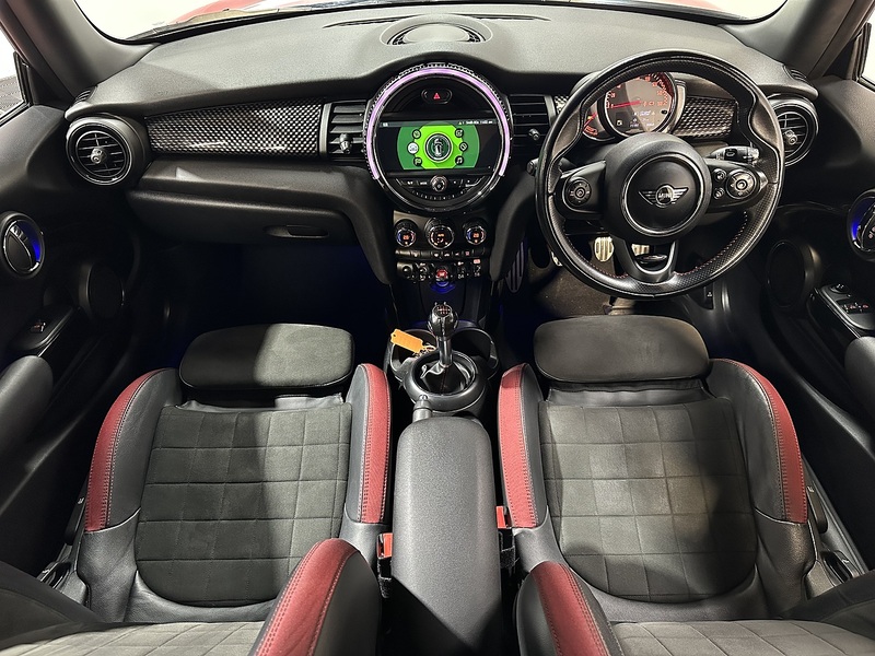 MINI Hatch John Cooper Works - U1295