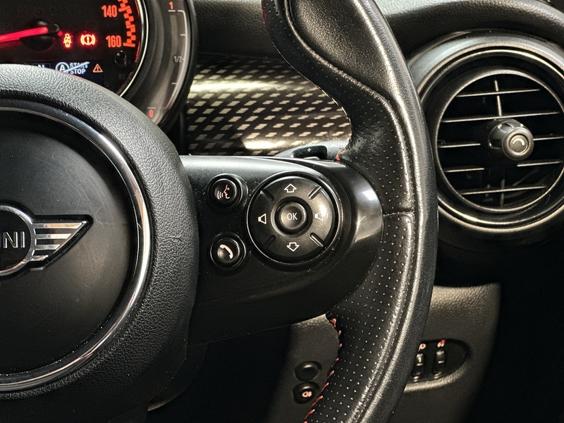 MINI Hatch John Cooper Works - U1295