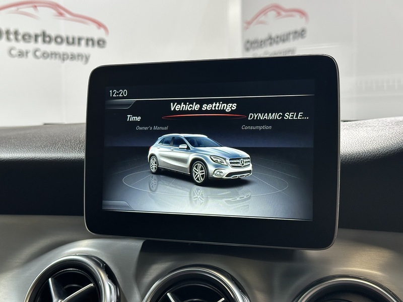 Mercedes-Benz GLA GLA250 AMG Line - U1301