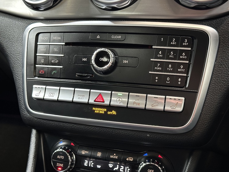 Mercedes-Benz GLA GLA250 AMG Line - U1301