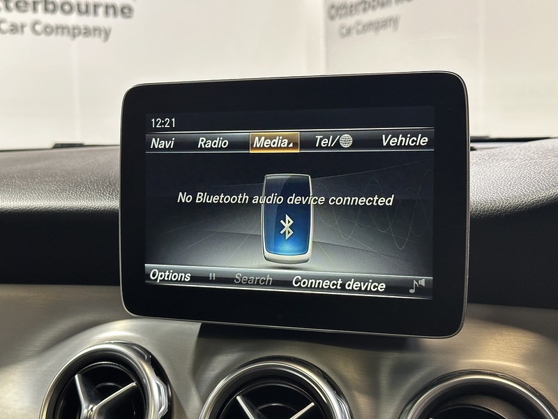 Mercedes-Benz GLA GLA250 AMG Line - U1301