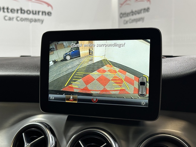 Mercedes-Benz GLA GLA250 AMG Line - U1301