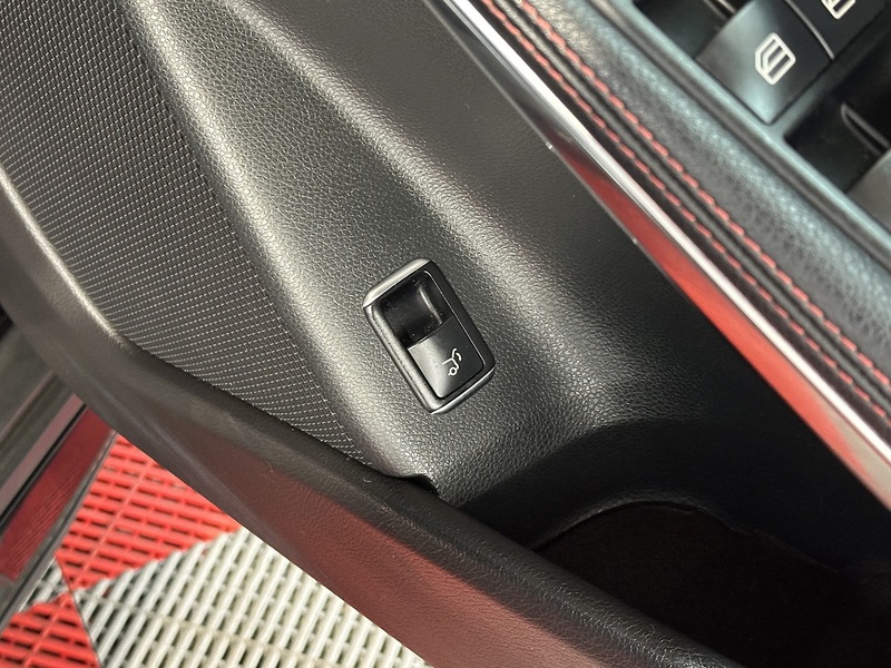 Mercedes-Benz GLA GLA250 AMG Line - U1301