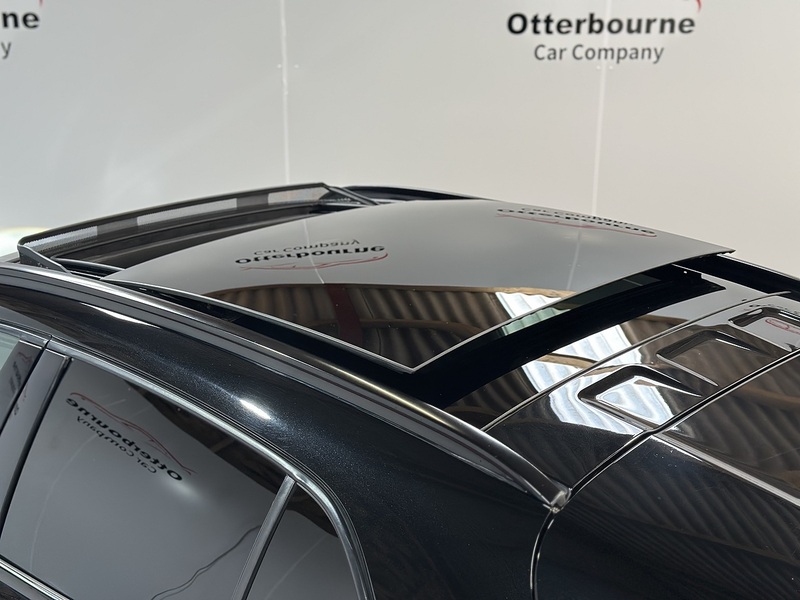 Mercedes-Benz GLA GLA250 AMG Line - U1301