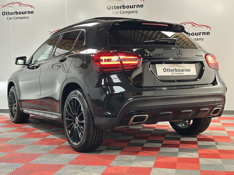 Mercedes-Benz GLA GLA250 AMG Line - U1301