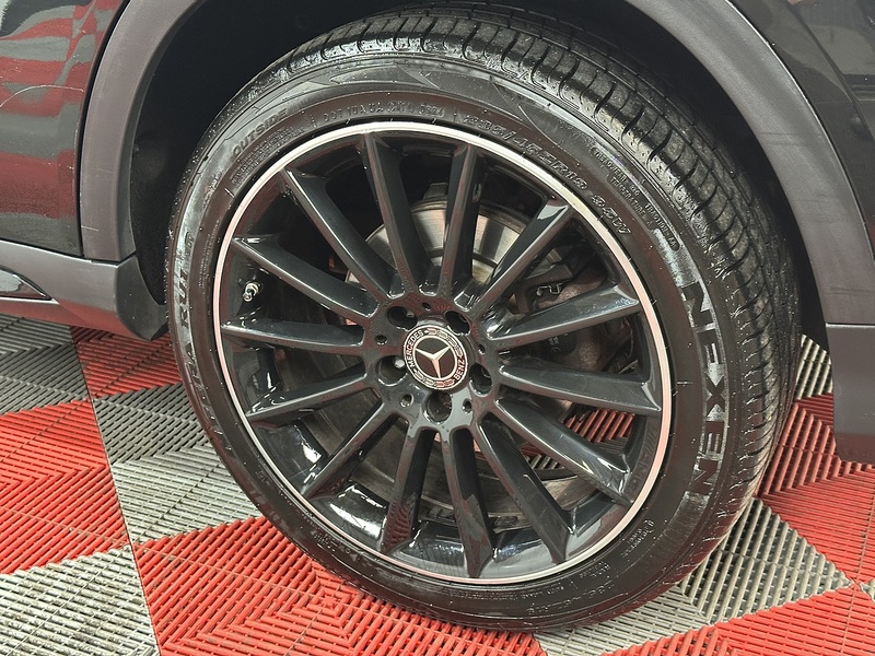 Mercedes-Benz GLA GLA250 AMG Line - U1301