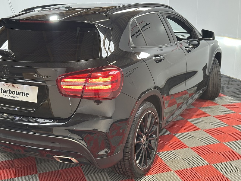 Mercedes-Benz GLA GLA250 AMG Line - U1301