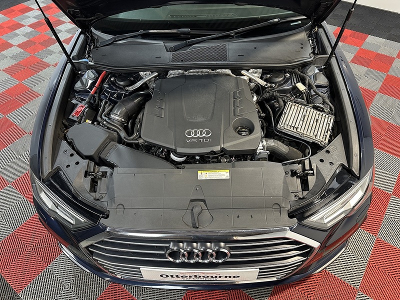Audi A6 Avant TDI V6 S line - U1305