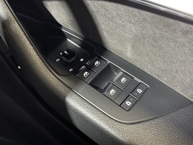 Audi A6 Avant TDI V6 S line - U1305