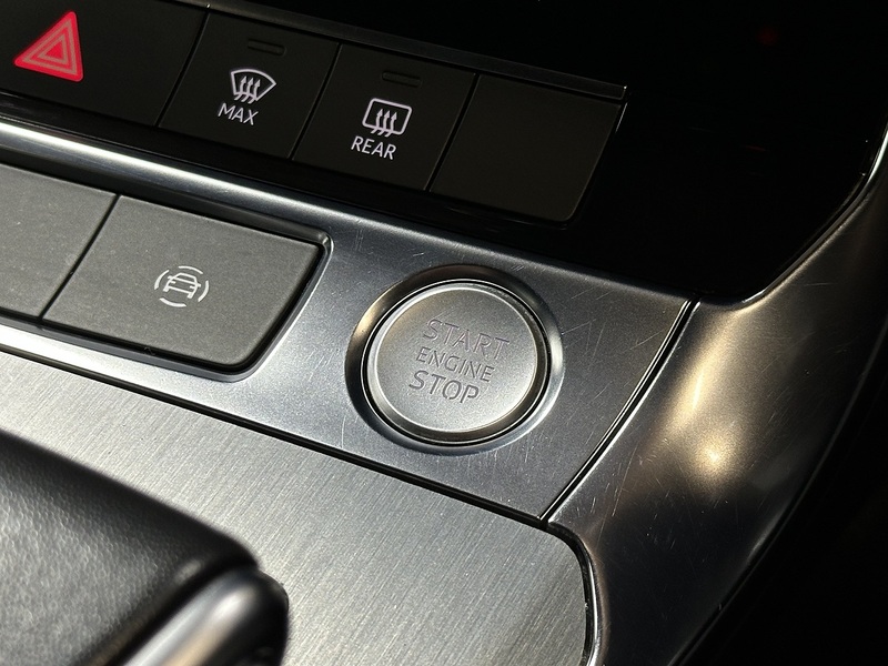 Audi A6 Avant TDI V6 S line - U1305