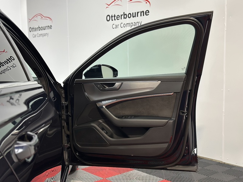 Audi A6 Avant TDI V6 S line - U1305