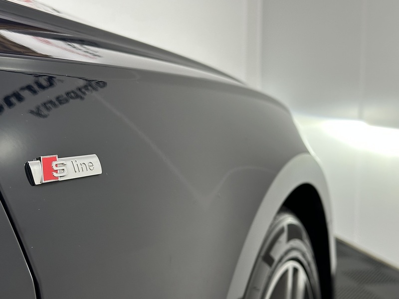 Audi A6 Avant TDI V6 S line - U1305