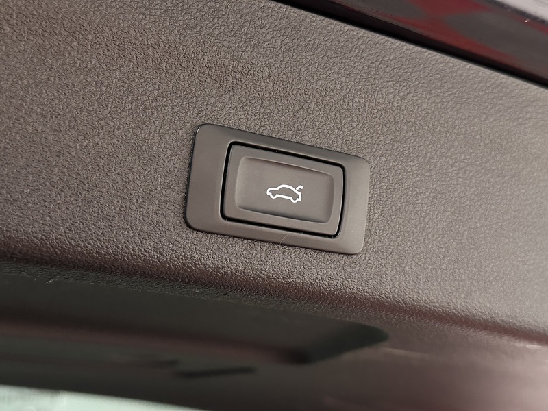 Audi A6 Avant TDI V6 S line - U1305