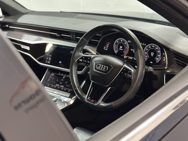 Audi A6 Avant TDI V6 S line - U1305